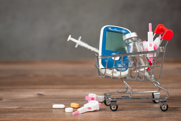 Diabetes Complications: Causes, Warning Signs, and Prevention Tips